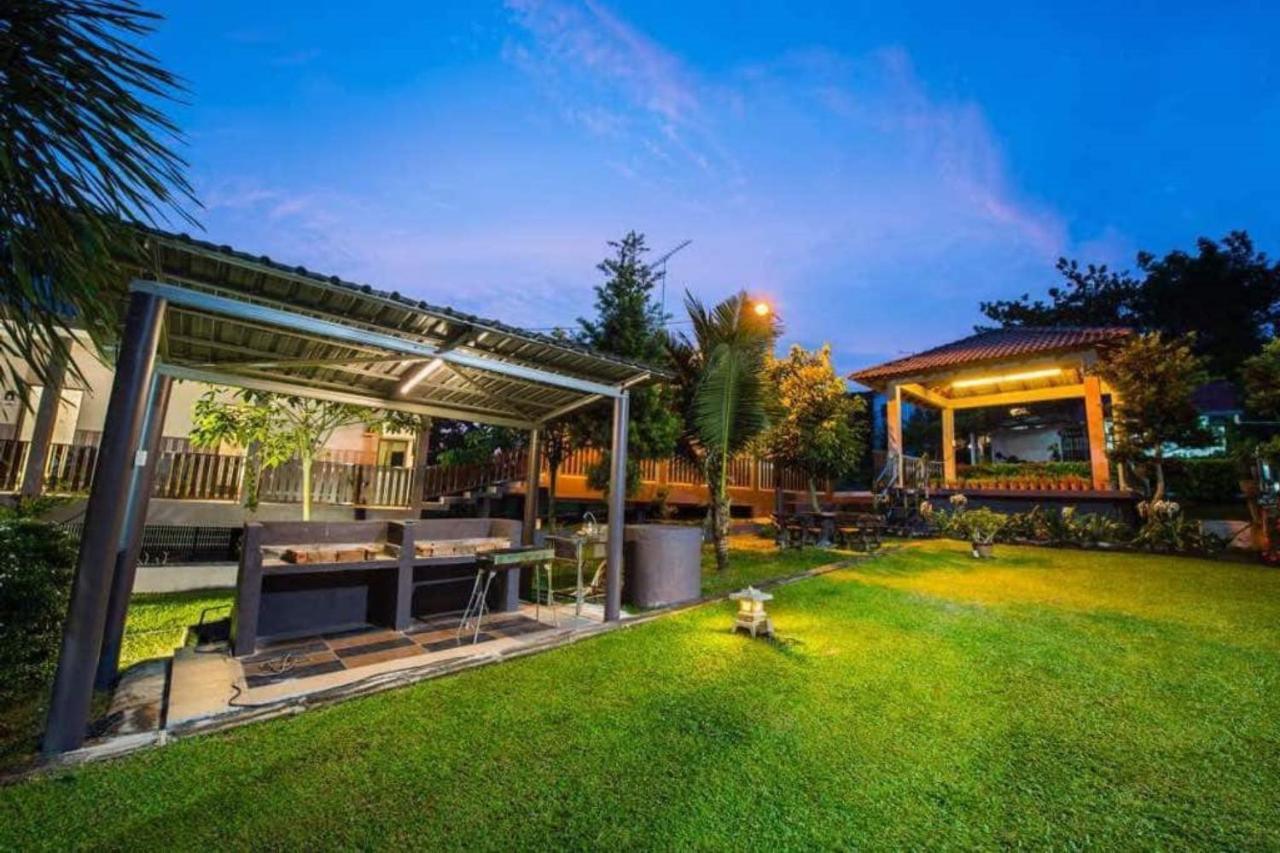 Capital O 90088 Mbp Leisure Resort Batu Pahat Eksteriør billede